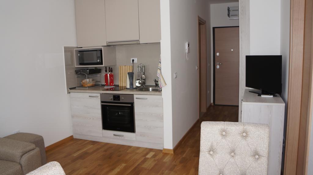 Apartments Lora Bokeljske Brigade Будва Екстериор снимка