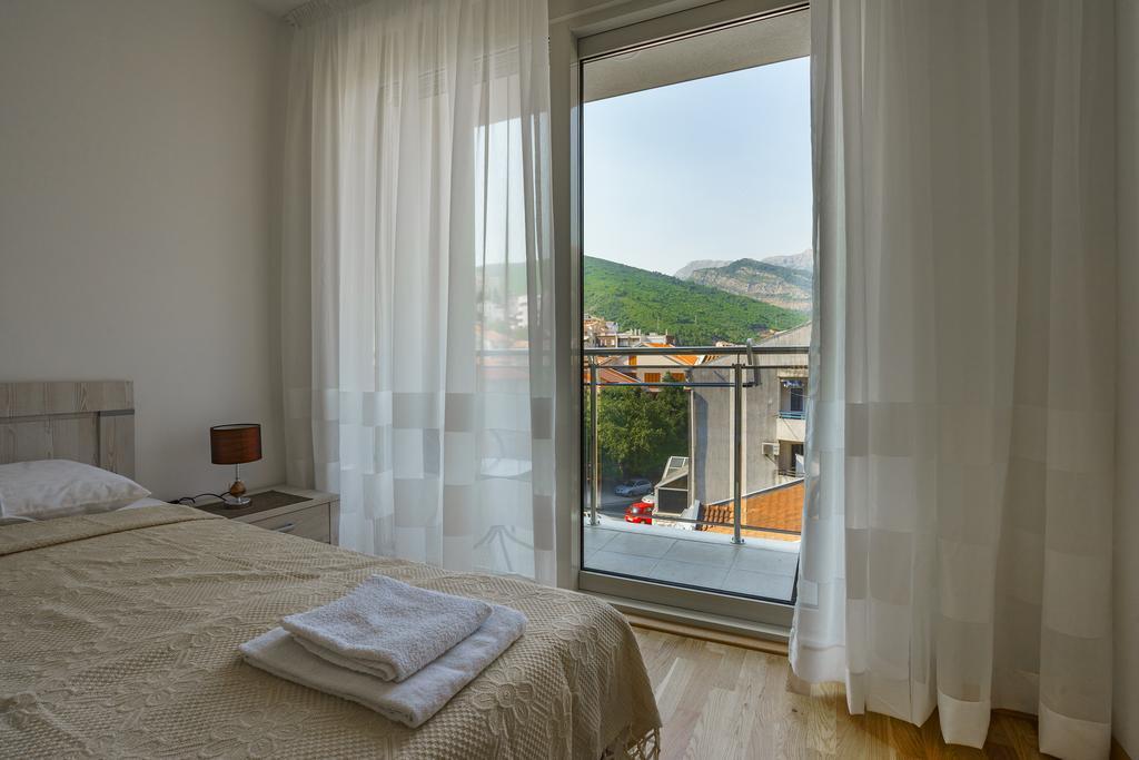 Apartments Lora Bokeljske Brigade Будва Екстериор снимка
